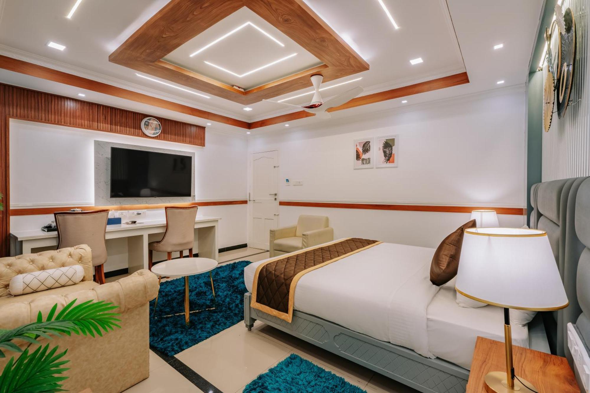 Excellency Airport Hotel Kochi Kültér fotó